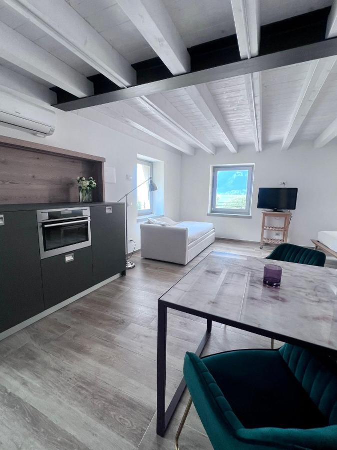 Absentia 1763 Garda Boutique Home - Lake Front Brenzone sul Garda Exterior foto